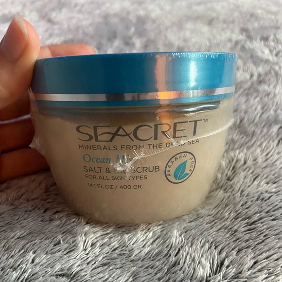 Seacret Ocean Mist Salt and Oil Scrub - Picture 4 of 15